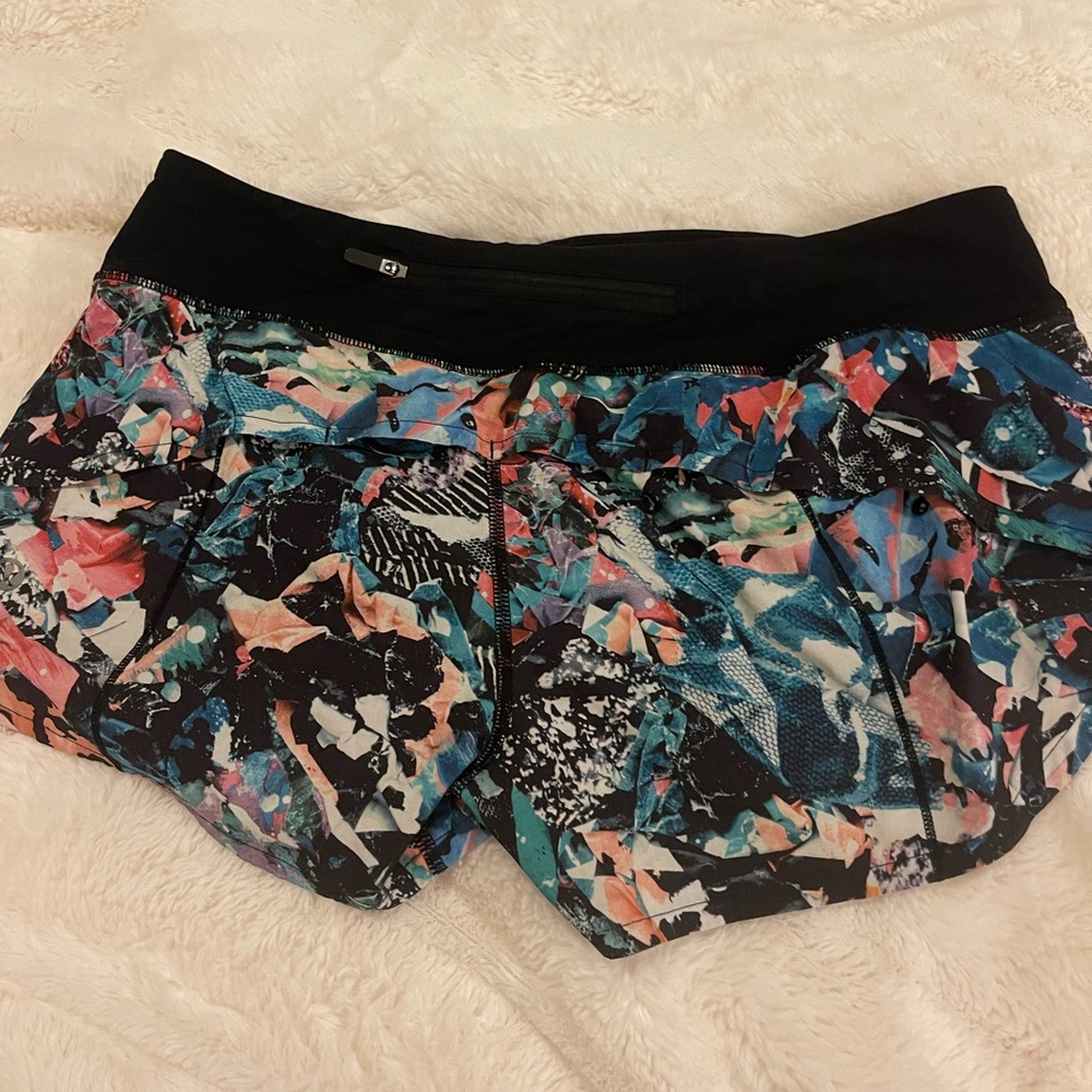 lululemon speed up shorts 2.5